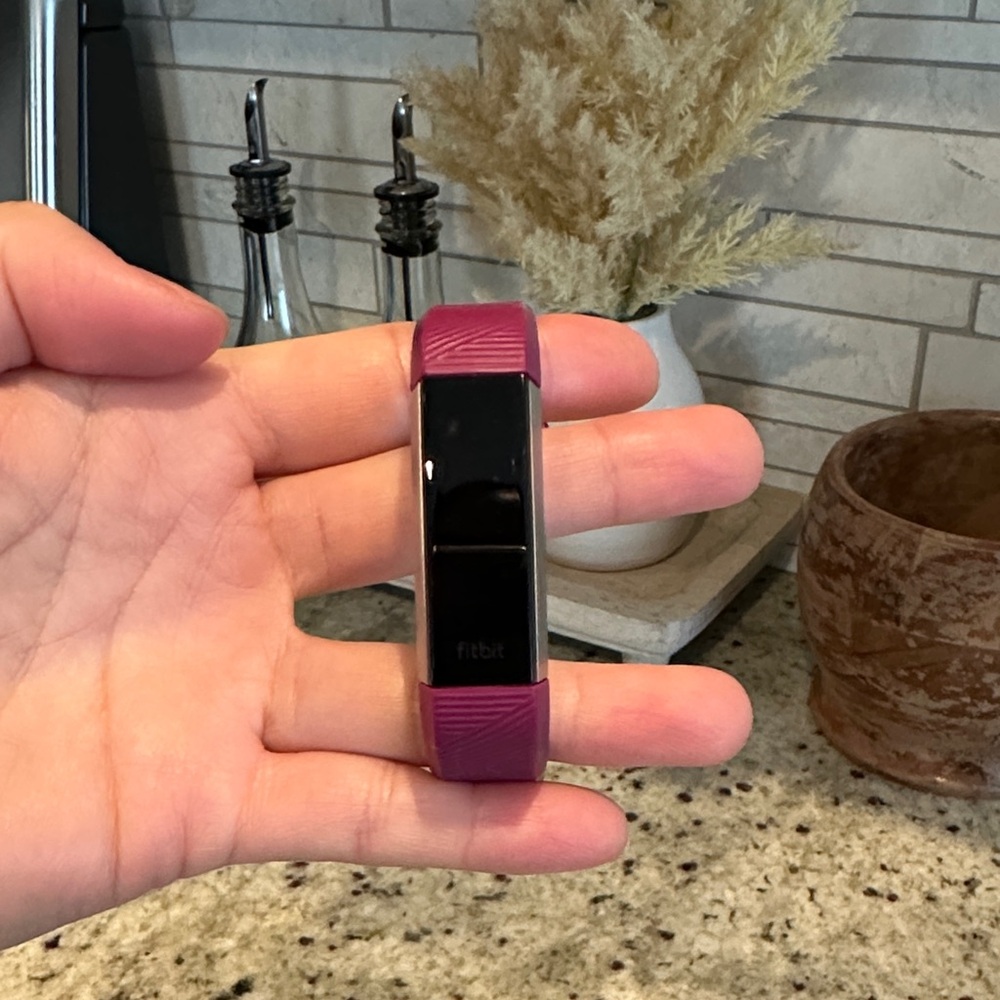 Fitbit Magenta Smartwatch